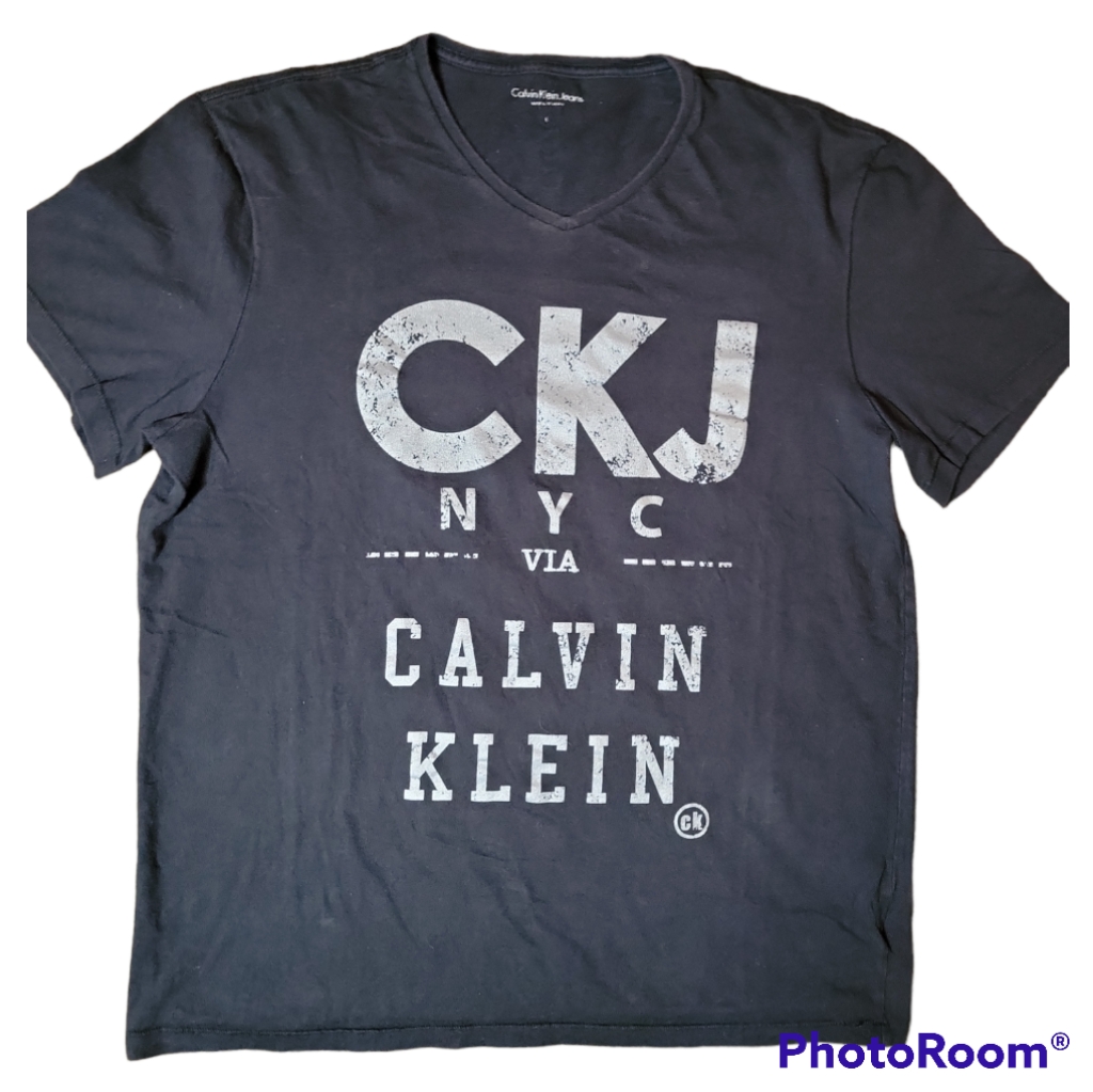 Women's Vintage Calvin Klein Jeans V-Neck Shirt